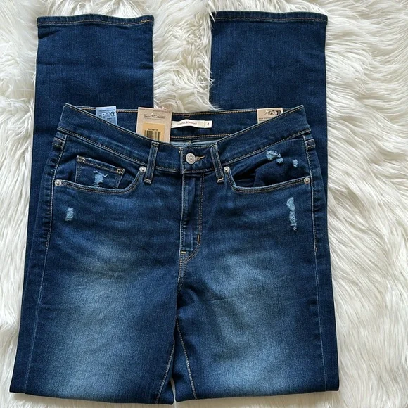 Levi's Classic Straight Mid-Rise Jeans - Picture 3 of 8
